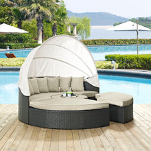 Load image into Gallery viewer, Sojourn Outdoor Patio Sunbrella¨ Daybed
